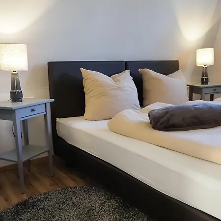 Penzion Der Baeren - Historische & Ferienwohnung, *