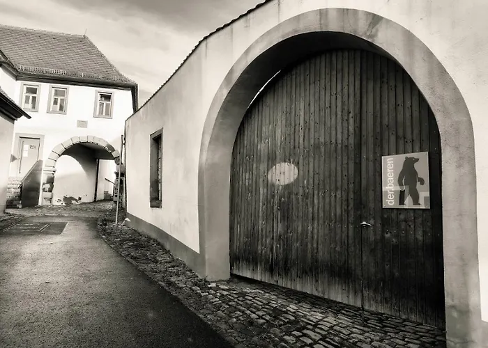 Der Baeren - Wohnen Im Aeltesten Von Värdshus *