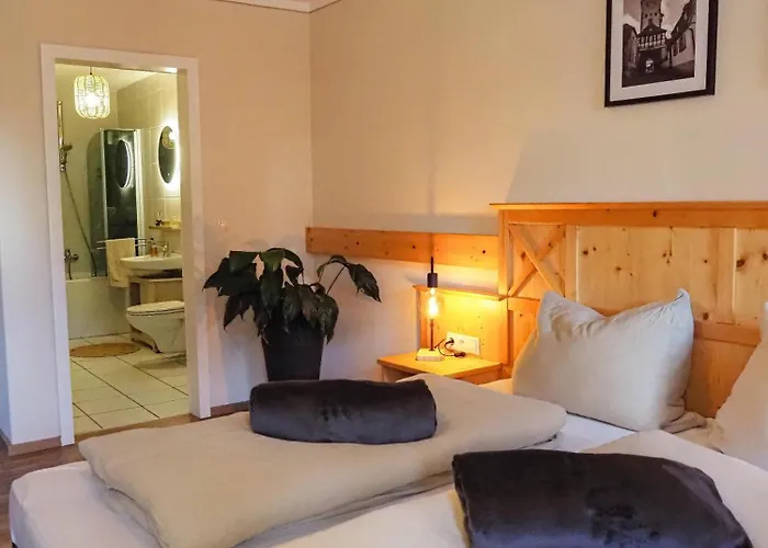 Zajazd Der Baeren - Historische Zimmer & Ferienwohnung, Mainbernheim Mainbernheim