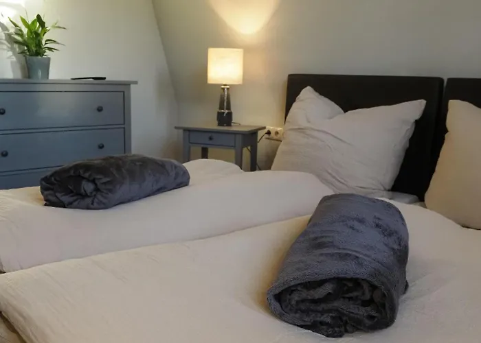Der Baeren - Historische Zimmer & Ferienwohnung, Mainbernheim * Mainbernheim